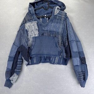 Free People Wander Away Pullover in Indigo size M - Barely worn